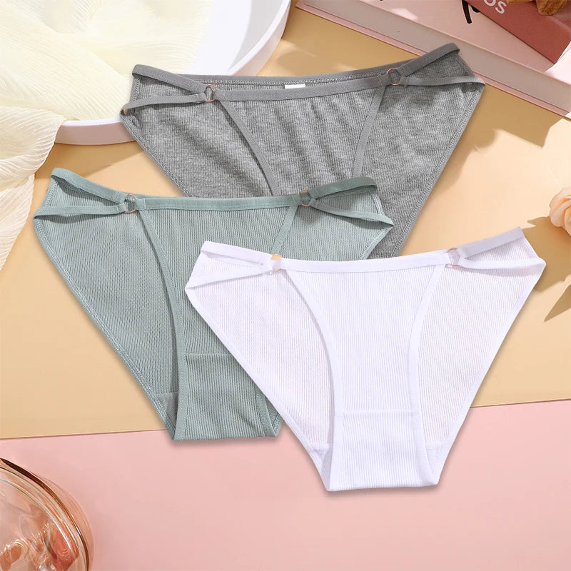FINETOO 3PCS/SET Women Cotton Panties Women Sexy Low Rise Briefs Female Breathbale Underwear Button Design Pattern Soft Lingerie