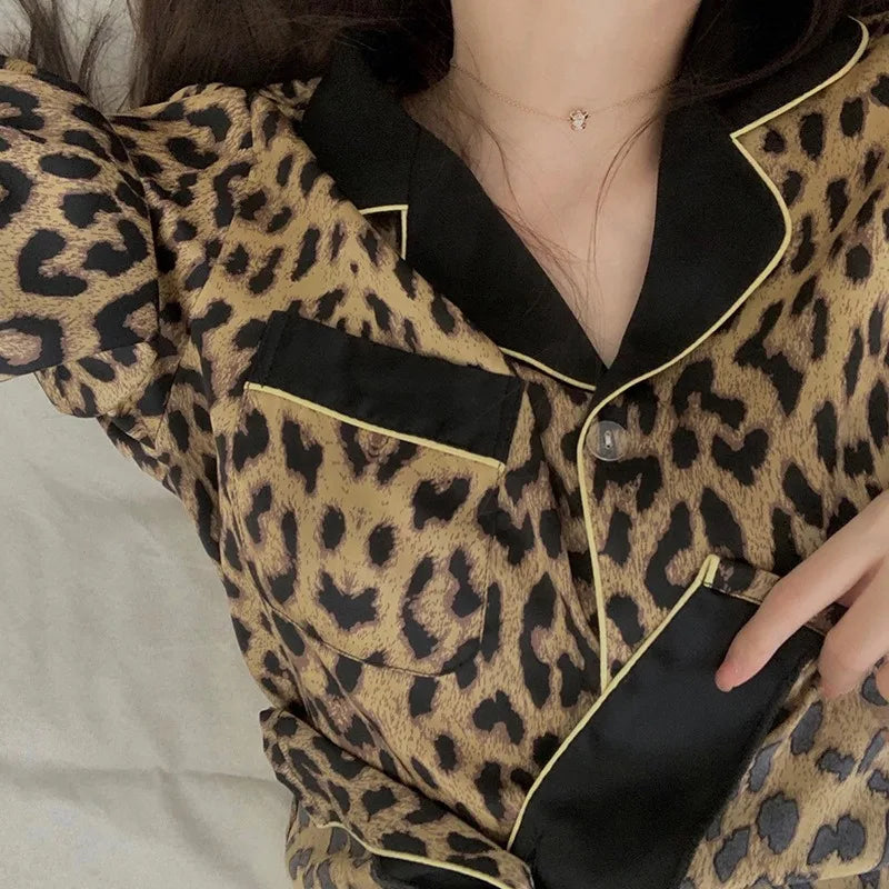 Women's Spring And Autumn Pajamas Two-Piece Set Of Women Loose Fashion Leopard Print Long-Sleeved Ladies Upscale Homewear Suit
