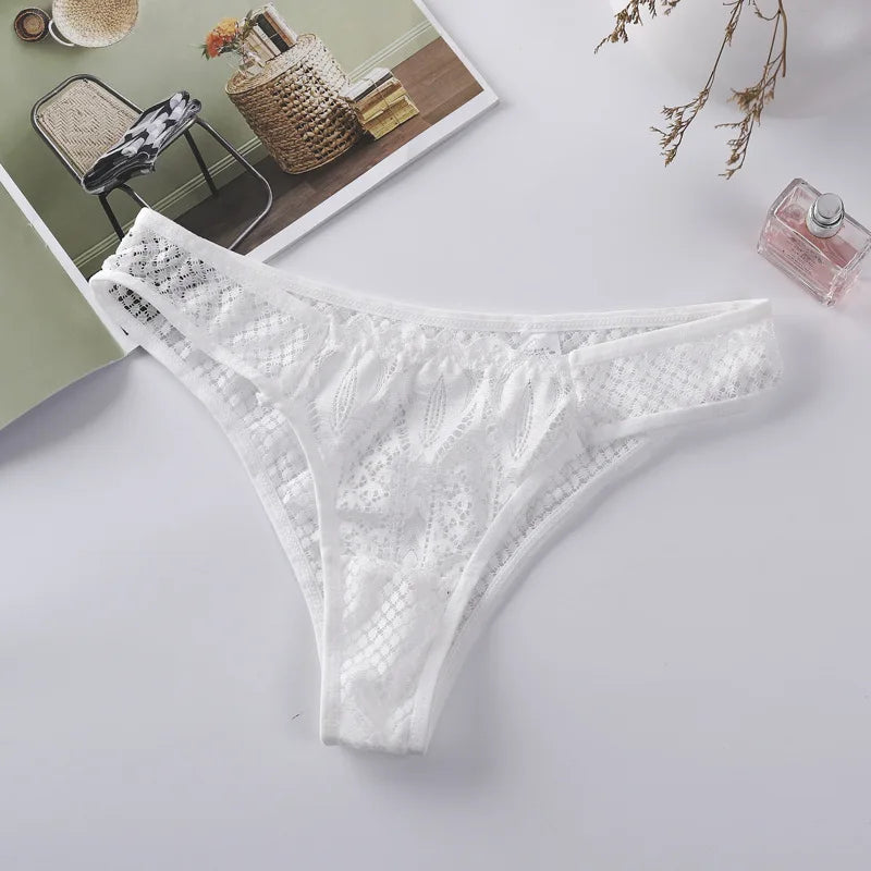 Women Sexy Lace Panties Low-Waist Briefs Thong Female Underwear G String Breathable Lingerie Temptation Embroidery Intimates