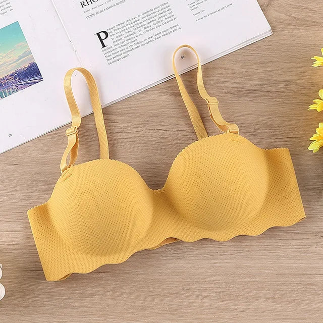 Thin One-piece Seamless Women's Bra Detachable Shoulder Straps Gathered Bralette Comfortable Without Steel Ring Sleep Brassiere
