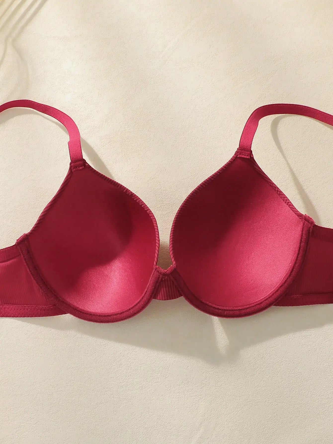 3-Pack Women's Solid Color Underwire Bras Full Coverage T-Shirt Bra with Comfortable Padded Everyday Wear Soft Lingerie 70B-85B