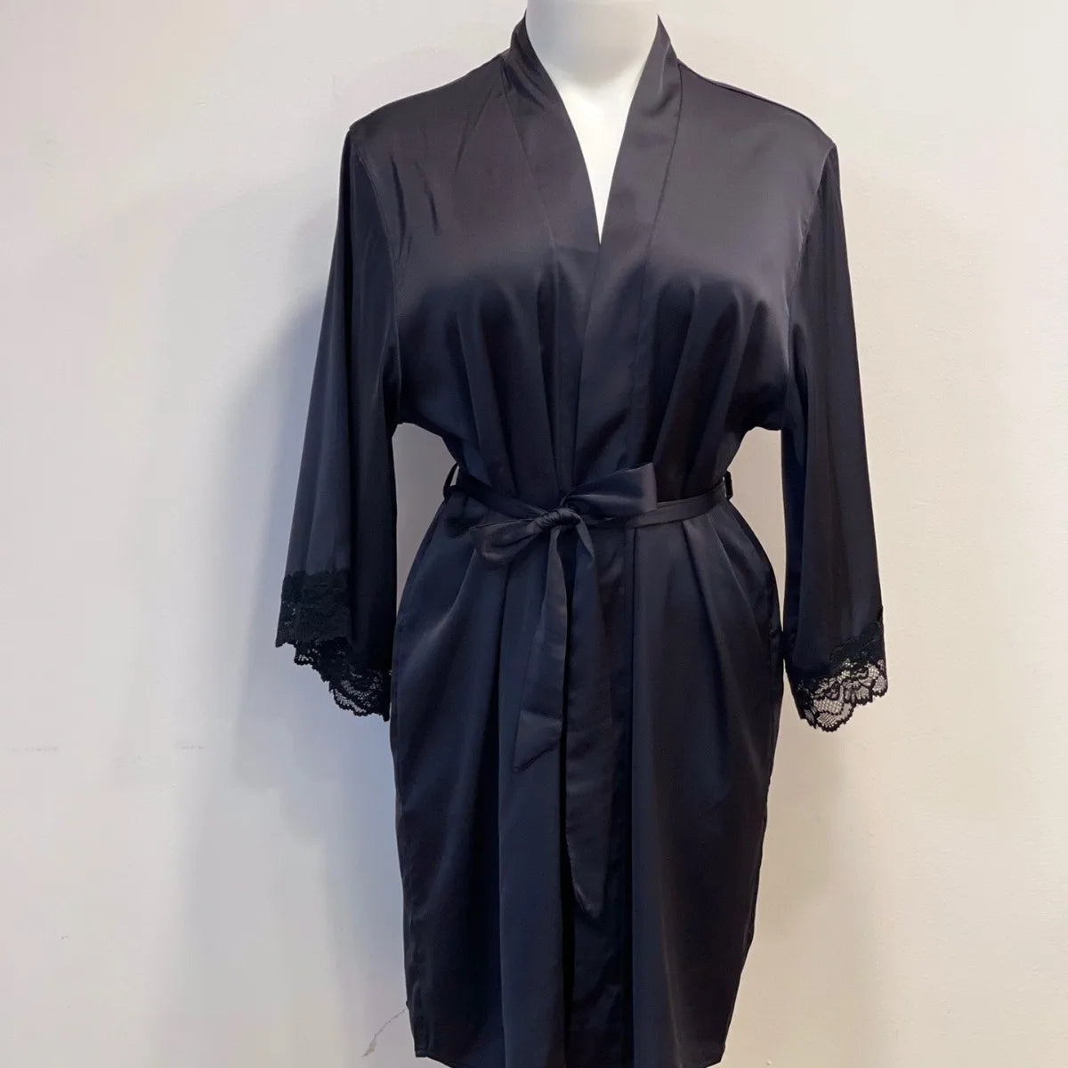 Bridal Kimono Robes Only Beautiful Sexy Pajamas Women's Bathrobe Pure French High Quality Nightgown Lace Mesh Bow Dressing Gowns