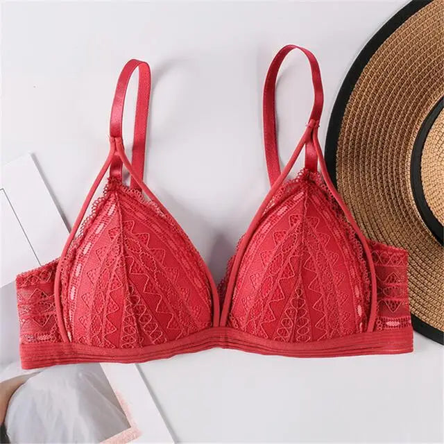 Sexy Lace women underwear Breathable Cotton Breast Pad Bra Without Steel Ring Hollowed Out Brassiere Anti Glare Sports Bralette