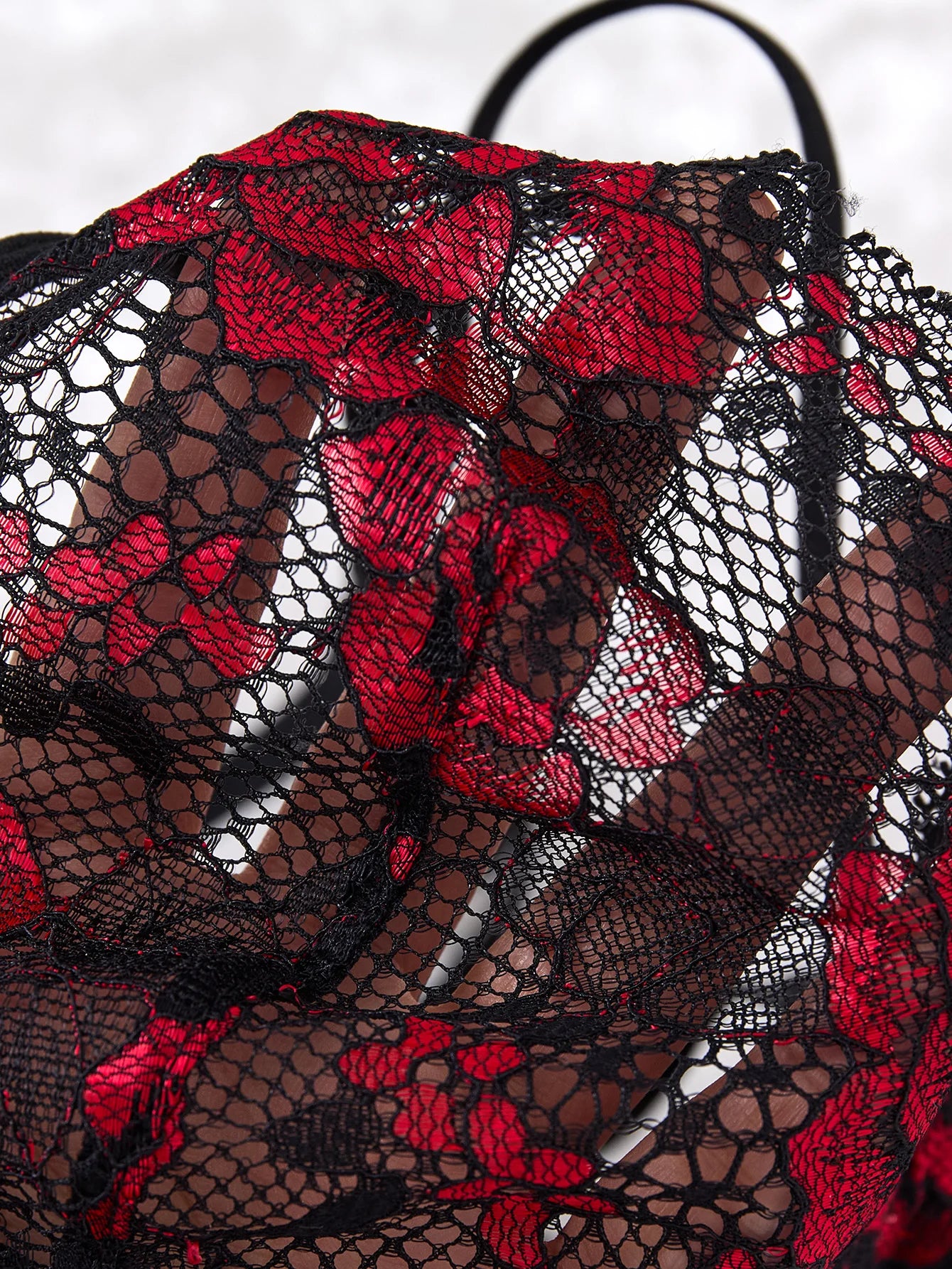Lady's sexy lace black strapless nightgown, transparent lace nightgown, floral pattern with strapless transparent ZA825133
