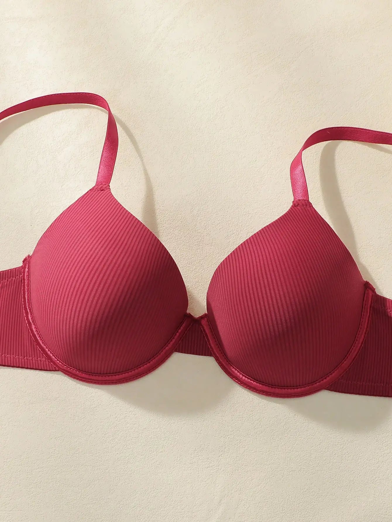 3-Pack Women's Solid Color Underwire Bras Full Coverage T-Shirt Bra with Comfortable Padded Everyday Wear Soft Lingerie 70B-85B