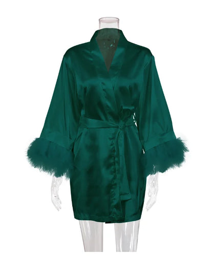 White Bride Wedding Robe with Feathers Women Satin Peignoir Sexy Bridesmids Kimono Gowns Short Bathrobe Bridal Intimate Lingerie