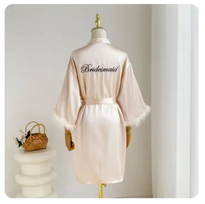 White Bride Wedding Robe with Feathers Women Satin Peignoir Sexy Bridesmids Kimono Gowns Short Bathrobe Bridal Intimate Lingerie