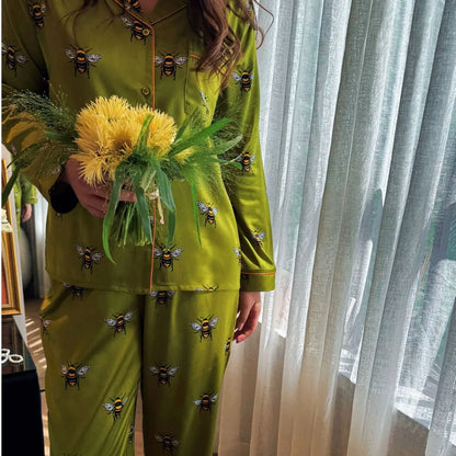 Women Satin Silk Pajamas Set Green Bees Print Pyjama Ice Silk Long Sleeve Lapel Two Piece Set Homewear Spring Autumn Fashion New