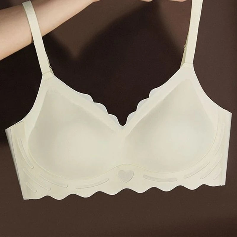 Women's Seamless Push-Up Sleeping Bra - No Steel Ring Beautiful Back Design for All Chest Sizes Big Or Small Sexy Underwear