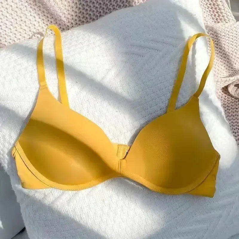 Japanese One-piece Smooth Girl Seamless Small Push Up Bra Thin Cup Without Underwire Sleep Bra 3/4 Cup Bralette Top Brassiere