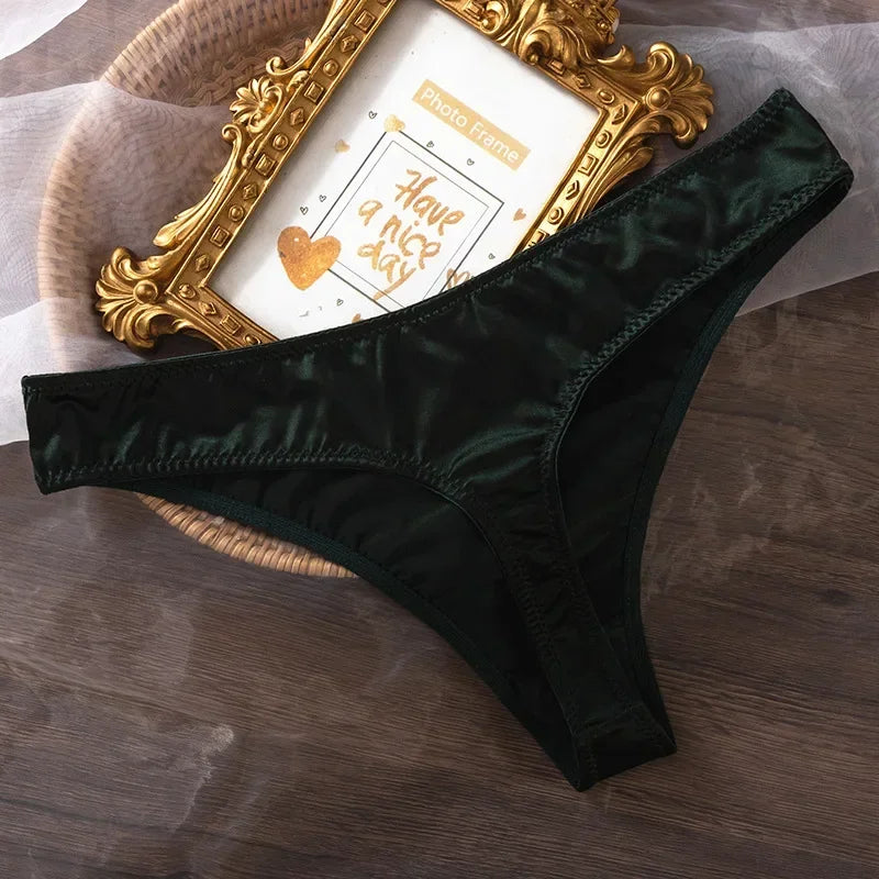 Ice Silk Panties Women Lingerie Underwear Low Waist Seamless Quick-drying Skin-friendly Breathable Briefs Women Intimates  Brief