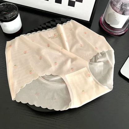 Cute Ice Silk Seamless Panties Summer Ultra-thin Briefs Strawberry Print Breathable Women Underpants Soft Lingerie Panties