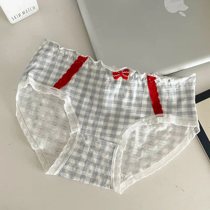 1pcs Bag Hip Bilateral Curled Ice Silk Panties Strawberry Print Low-rise Flashing Ladies Briefs Low-rise Underwear Women 2026