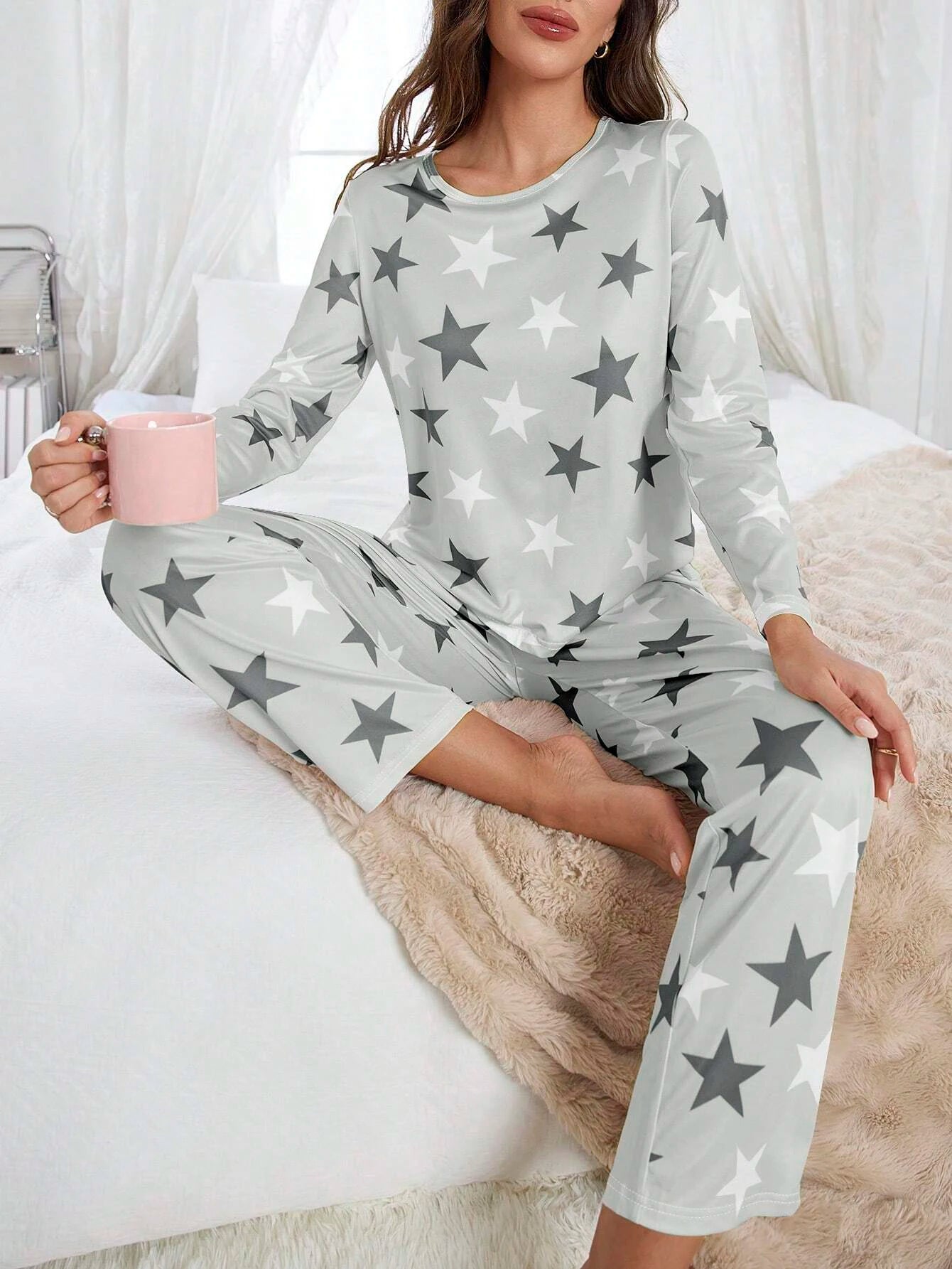 Women's Four-Season Spring and Summer Long-Sleeved Pajamas, Casual, Comfortable and Cute Star-Printed Long-Sleeved Pants Set for