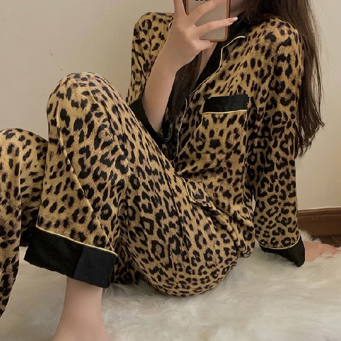 Women's Spring And Autumn Pajamas Two-Piece Set Of Women Loose Fashion Leopard Print Long-Sleeved Ladies Upscale Homewear Suit
