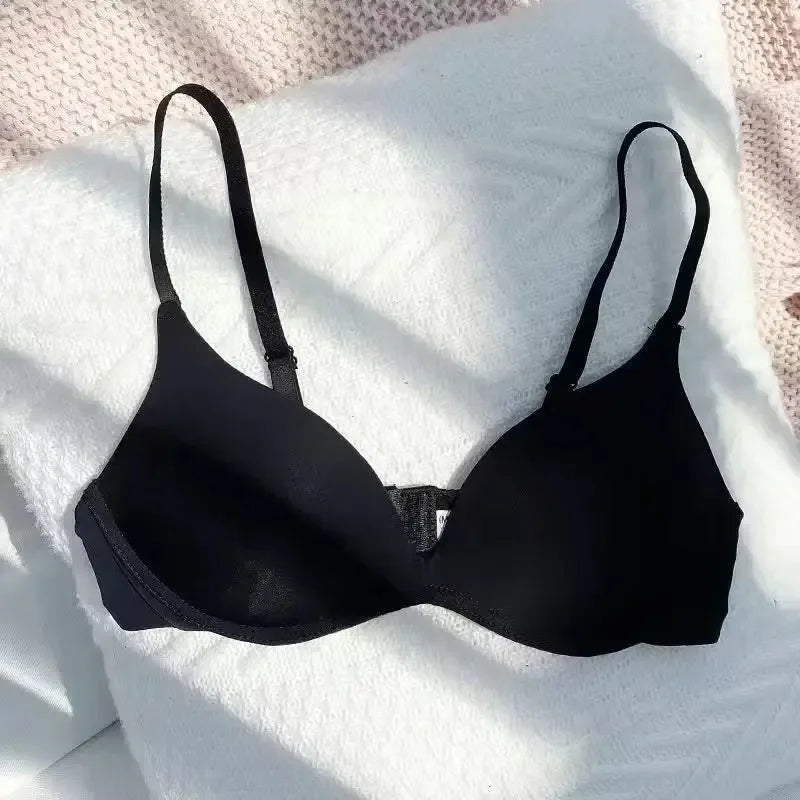 Japanese One-piece Smooth Girl Seamless Small Push Up Bra Thin Cup Without Underwire Sleep Bra 3/4 Cup Bralette Top Brassiere