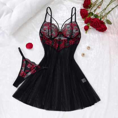 Lady's sexy lace black strapless nightgown, transparent lace nightgown, floral pattern with strapless transparent ZA825133
