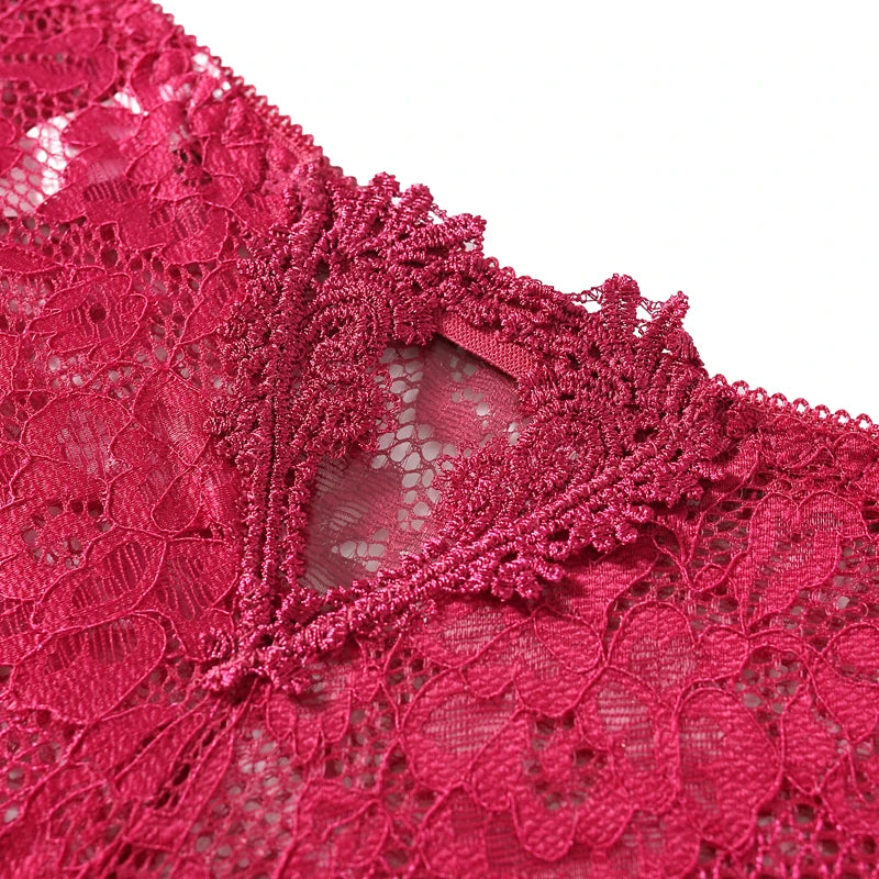 TERMEZY Women Sexy Lace Embroidery Panties Low-waist Underwear Female G String Hollow Out Lingerie Temptation Thong Intimates