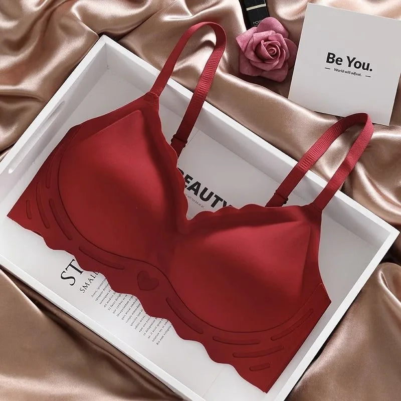 Women's Seamless Push-Up Sleeping Bra - No Steel Ring Beautiful Back Design for All Chest Sizes Big Or Small Sexy Underwear