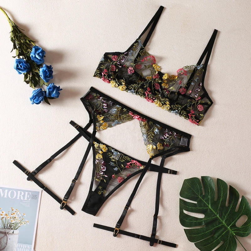 HIMEALAVO Lingerie Sensual Lace Underwear Transparent Embroidery 3-Piece Garters Fancy Beautiful Short Skin Care Kits Intimate