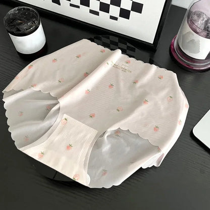 Cute Ice Silk Seamless Panties Summer Ultra-thin Briefs Strawberry Print Breathable Women Underpants Soft Lingerie Panties
